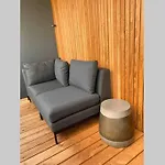 Daire Beautiful Sunny New 1 Bed Flims