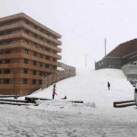 Beautiful Sunny New 1 Bed Flims