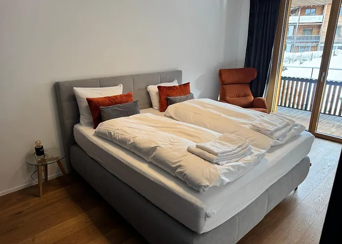 Апартаменты Beautiful Sunny New 1 Bed *