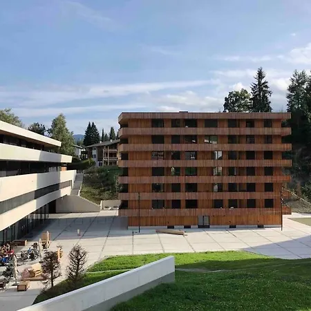 Beautiful Sunny New 1 Bed 公寓