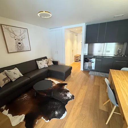 Beautiful Sunny New 1 Bed Apartmán