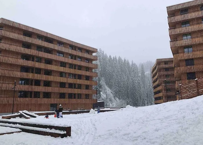 Beautiful Sunny New 1 Bed *